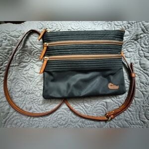Vintage Dooney and Bourke Stylish Black and Brown Crossbody Bag